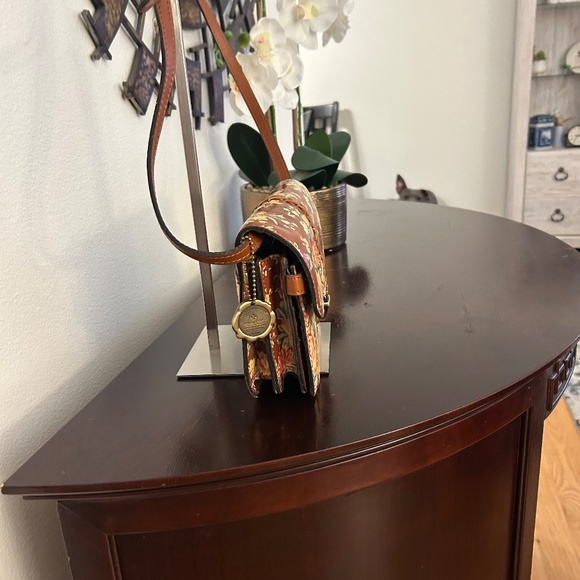 Patrica Nash leather crossbody with wallet - Picture 3 of 3